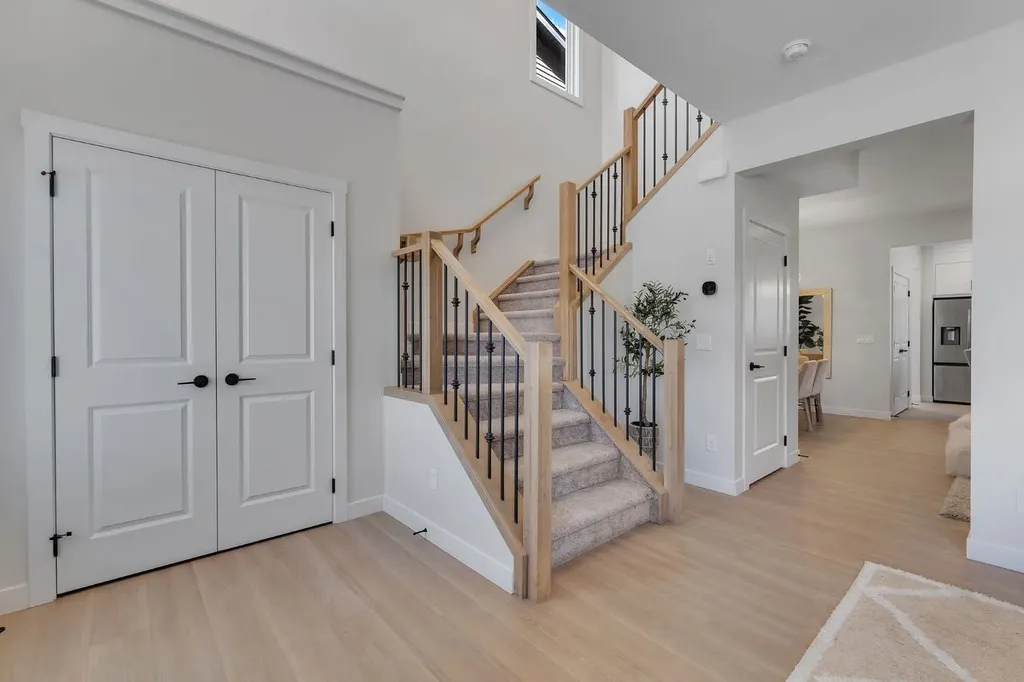 319 Fireside Drive Cochrane AB T4C 3J1