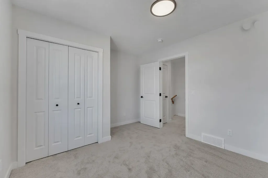 319 Fireside Drive Cochrane AB T4C 3J1