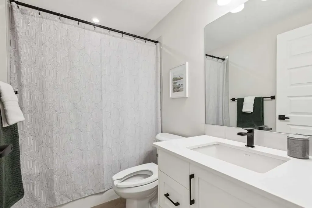 155 Crimson Ridge Place NW Calgary AB T3L 2M4