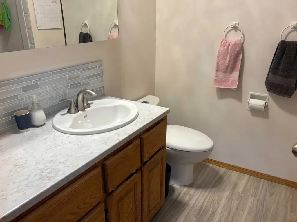 316 1 Street E Barnwell AB T0K 0B0