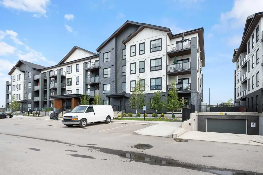 100 Banister Drive Okotoks AB T1S 5Y2