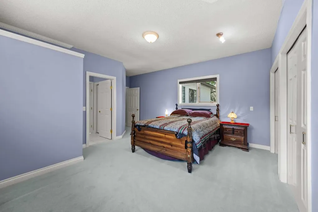 7 Biggar Heights Bay Rural Rocky View County AB T3R 1H4