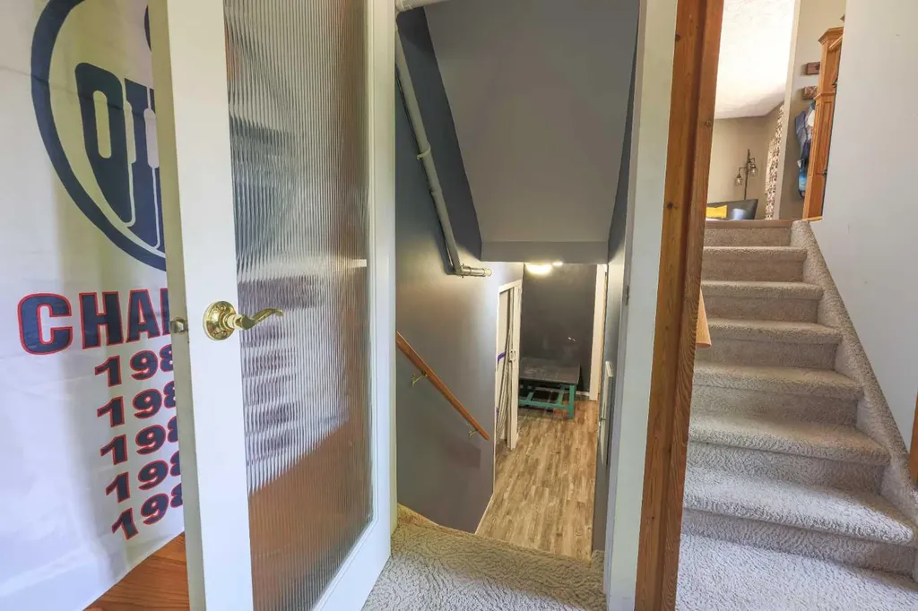 5739 55 Street Rocky Mountain House AB T4T 1J7