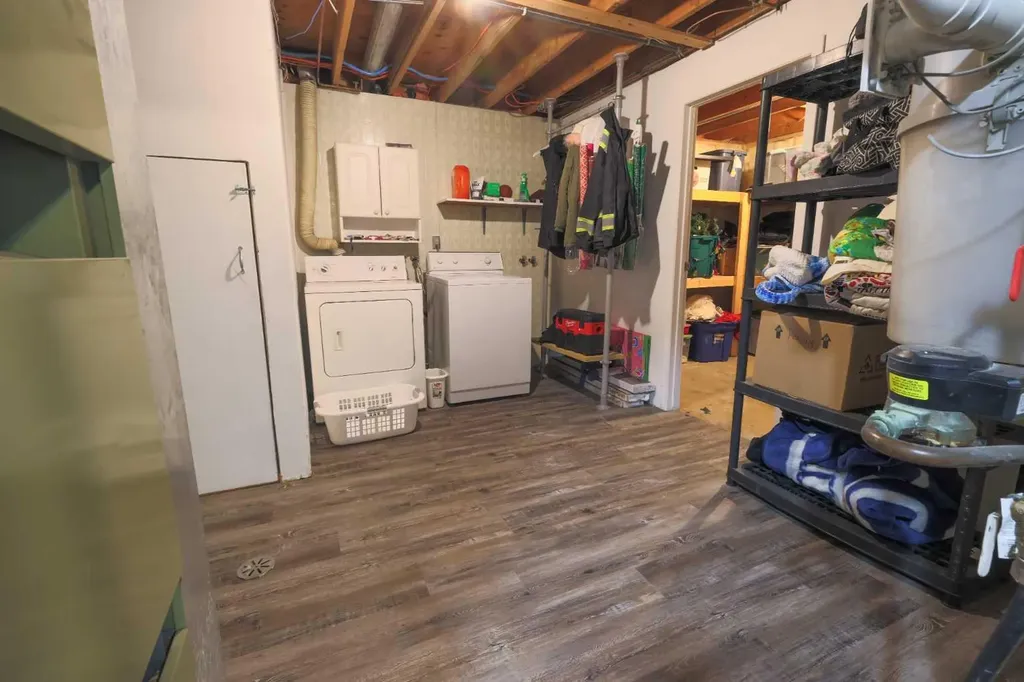 5739 55 Street Rocky Mountain House AB T4T 1J7