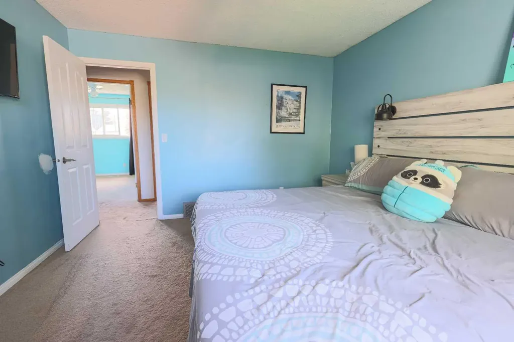 5739 55 Street Rocky Mountain House AB T4T 1J7