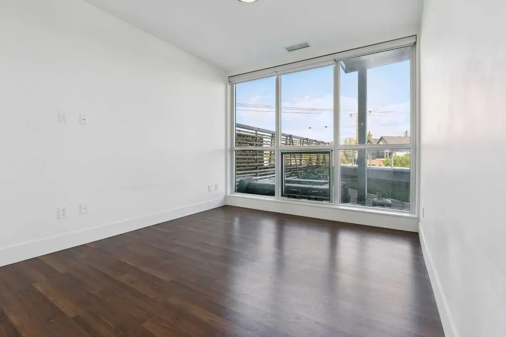 2505 17 Avenue SW Calgary AB T3E 7V3