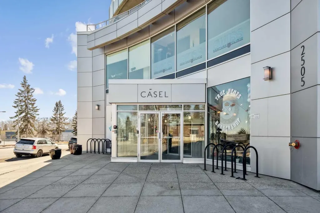 2505 17 Avenue SW Calgary AB T3E 7V3