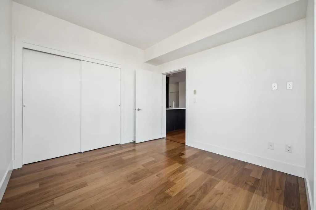 2505 17 Avenue SW Calgary AB T3E 7V3