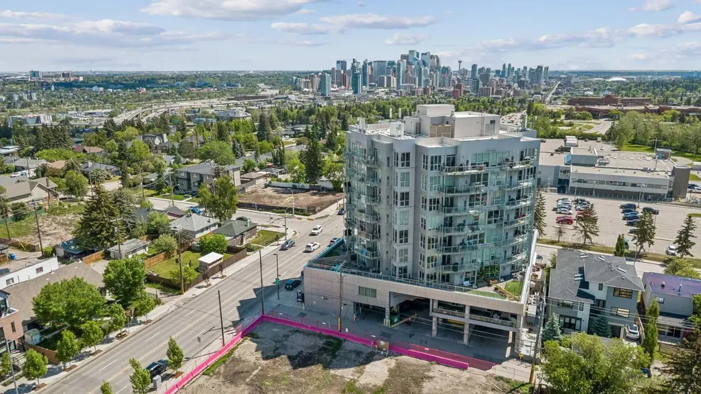 2505 17 Avenue SW Calgary AB T3E 7V3