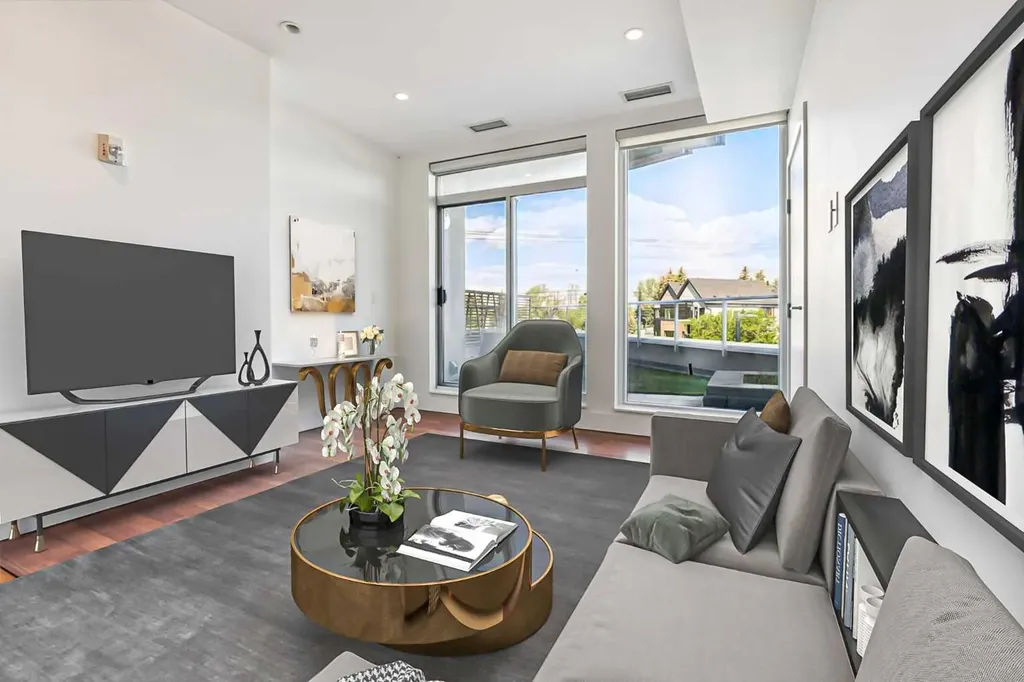 2505 17 Avenue SW Calgary AB T3E 7V3