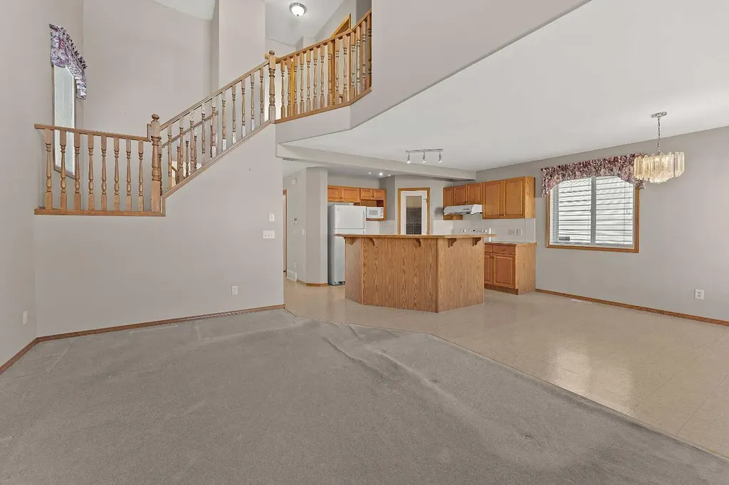 126 Saddleridge Close NE Calgary AB T3J 4X1