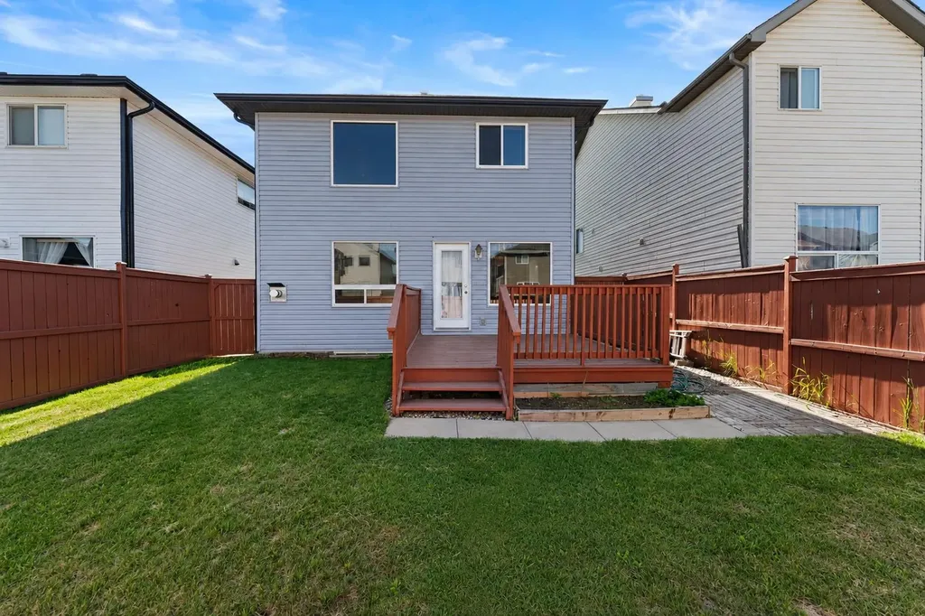 126 Saddleridge Close NE Calgary AB T3J 4X1