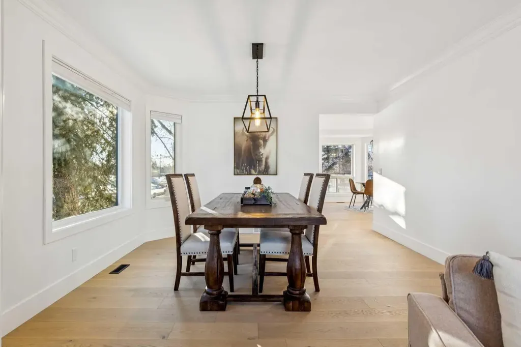 5 Mckenzie Lake Point SE Calgary AB T2Z 1L7