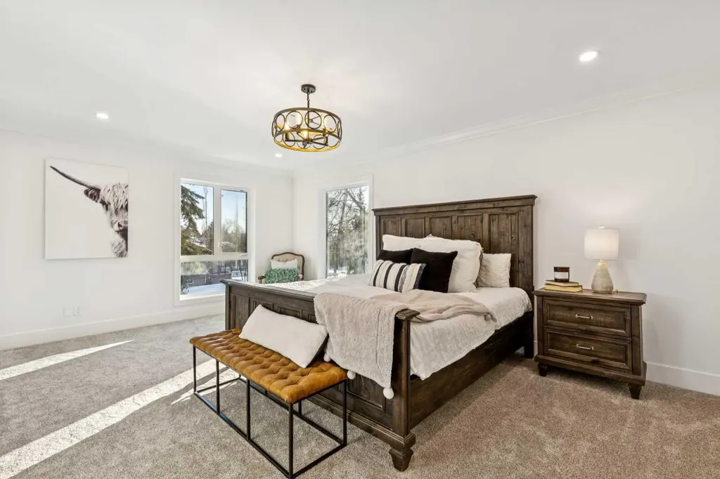 5 Mckenzie Lake Point SE Calgary AB T2Z 1L7