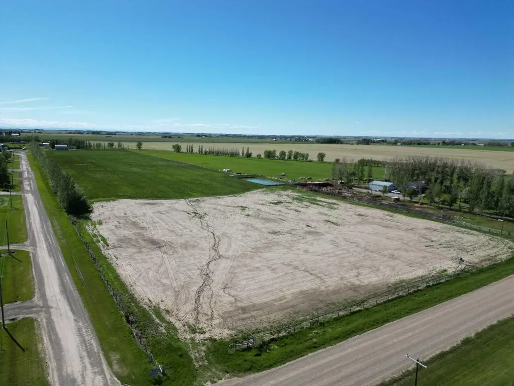 94046 Highway 843 Rural Lethbridge County AB T1H 6P3