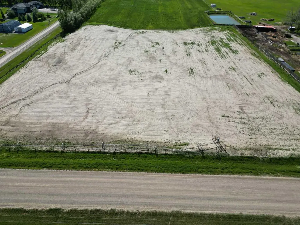 94046 Highway 843 Rural Lethbridge County AB T1H 6P3