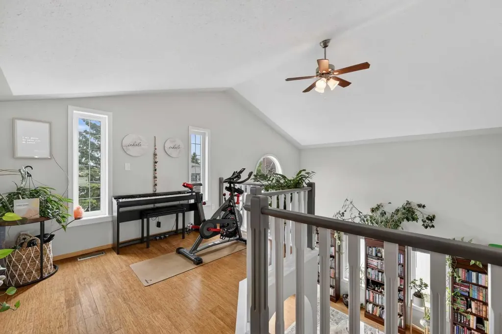 35 Pine Place Crossfield AB T0M 0S0