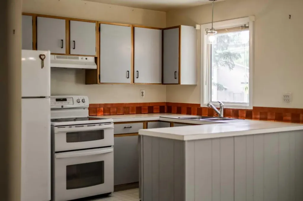 461 Main Street Pincher Creek AB T0K 1W0