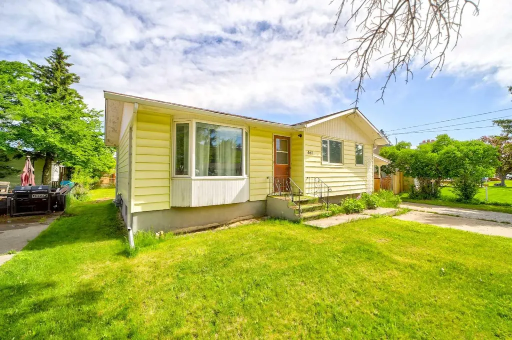 461 Main Street Pincher Creek AB T0K 1W0