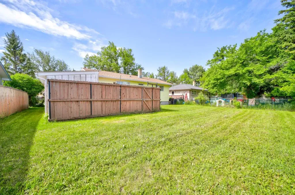 461 Main Street Pincher Creek AB T0K 1W0