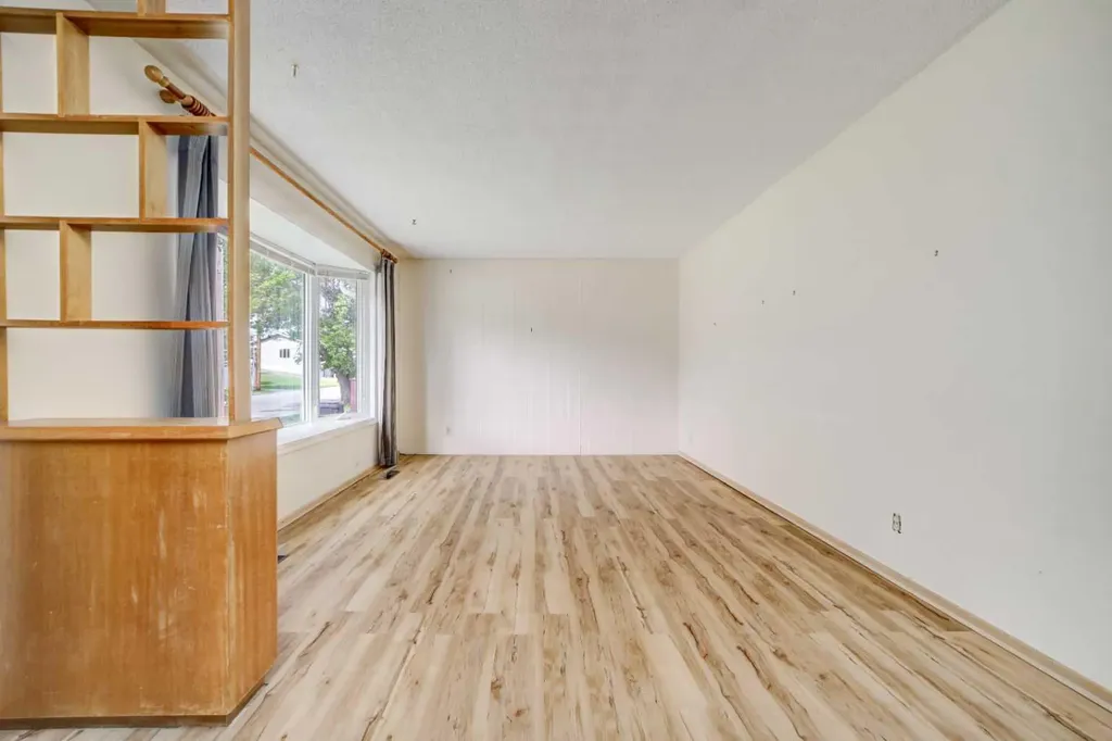 461 Main Street Pincher Creek AB T0K 1W0