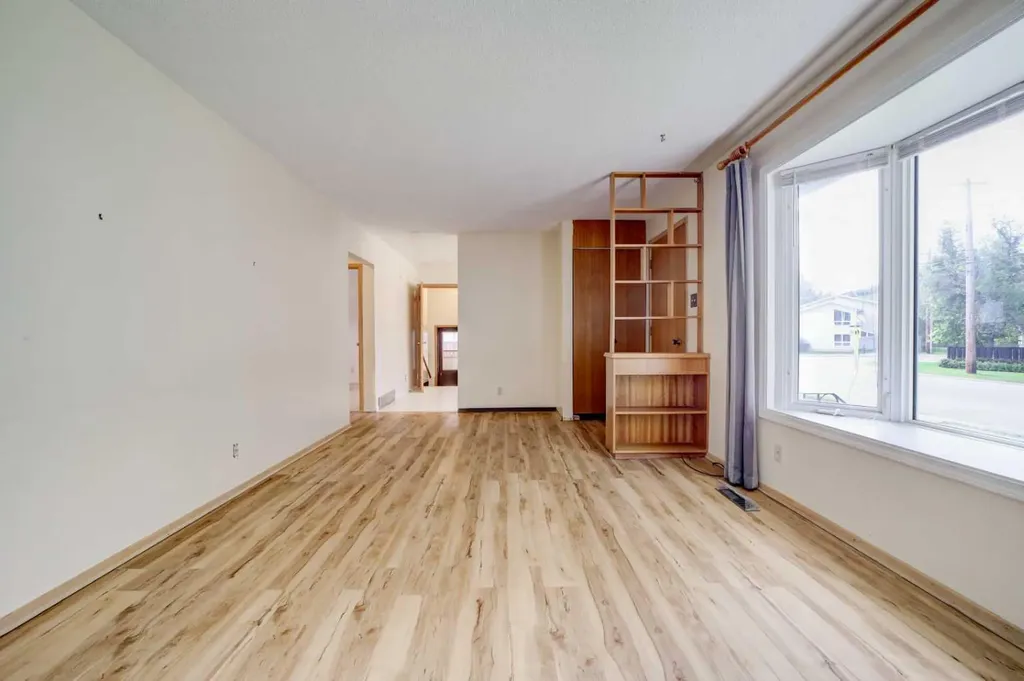 461 Main Street Pincher Creek AB T0K 1W0
