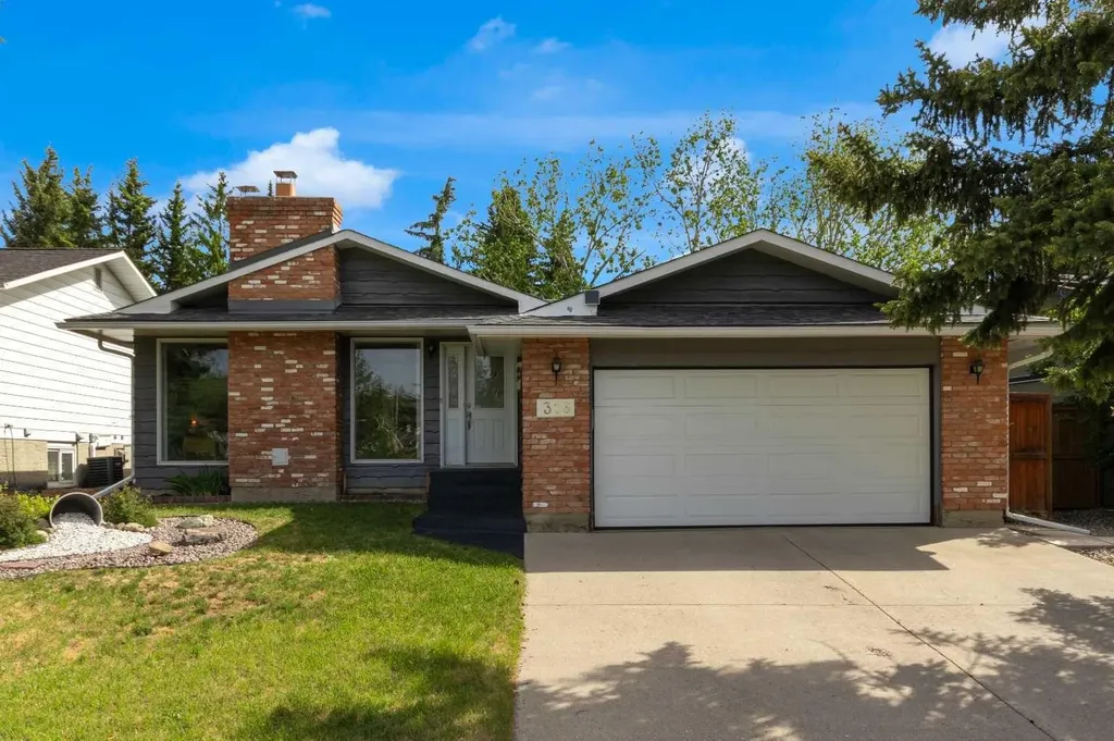 316 Norseman Road NW Calgary AB T2K 5M5