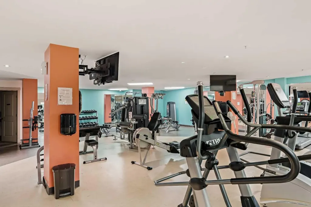 5605 Henwood Street SW Calgary AB T3E 7R2