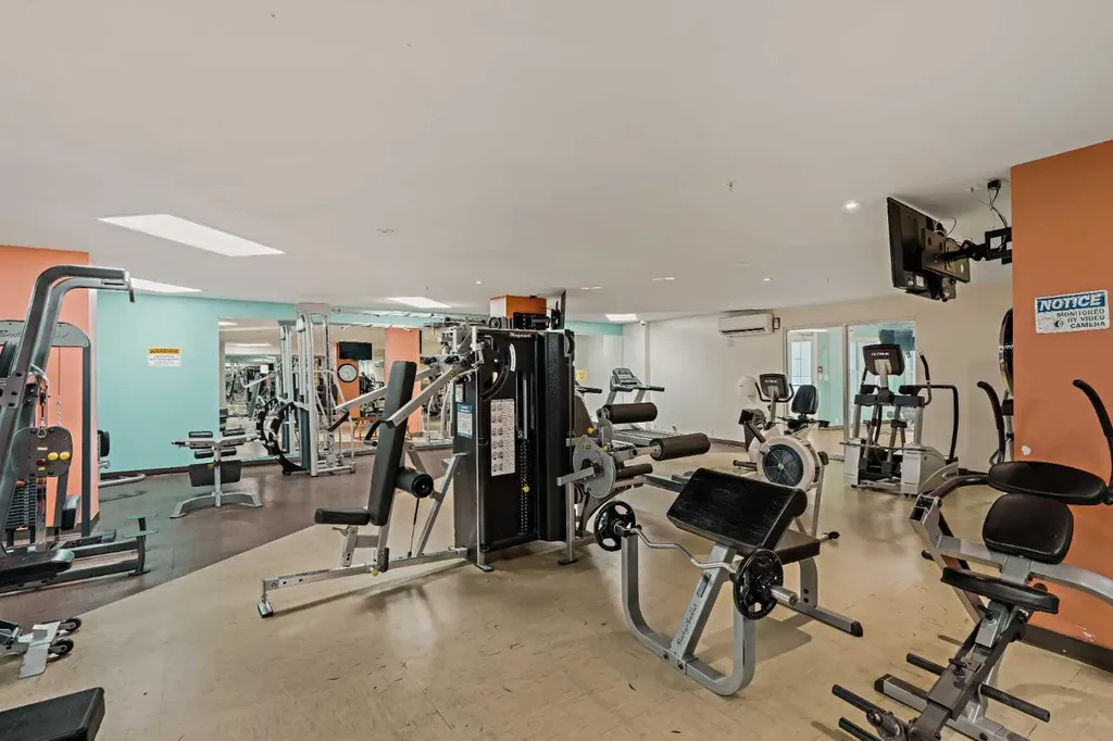 5605 Henwood Street SW Calgary AB T3E 7R2