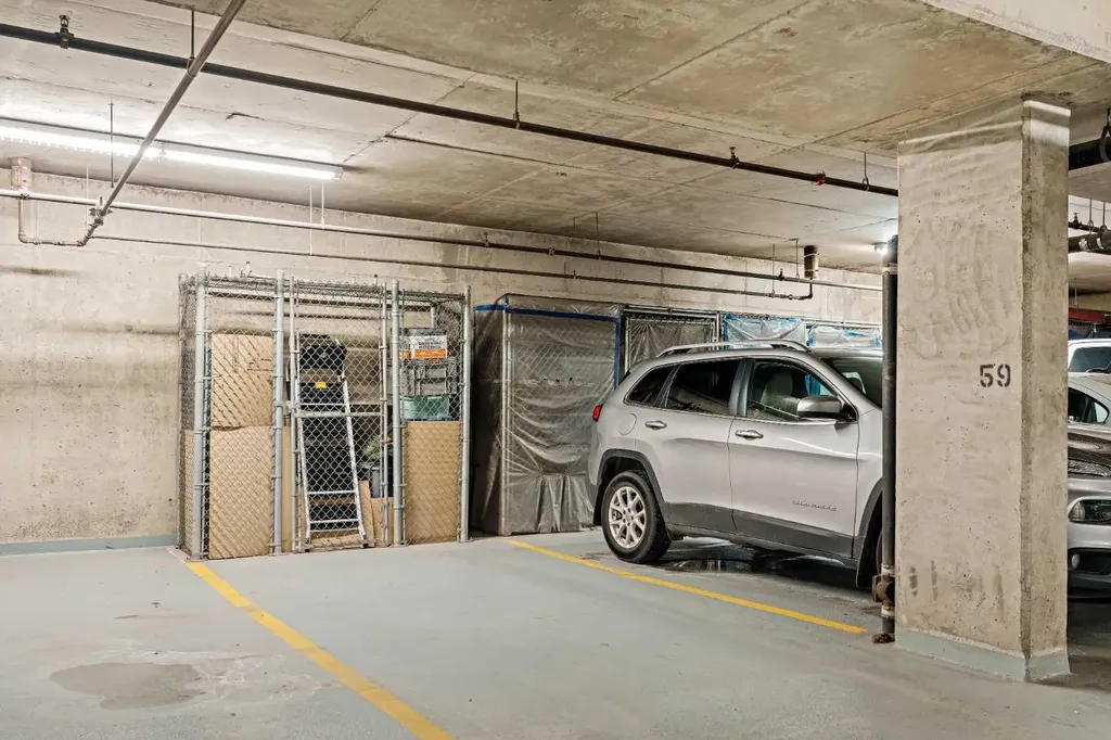 5605 Henwood Street SW Calgary AB T3E 7R2