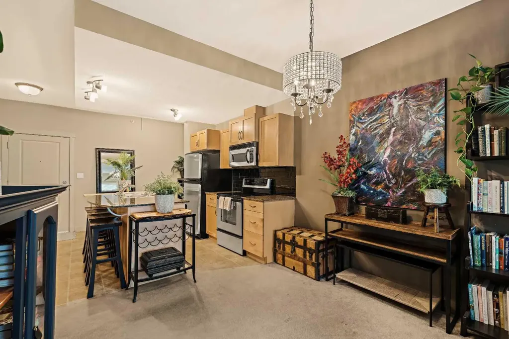 5605 Henwood Street SW Calgary AB T3E 7R2