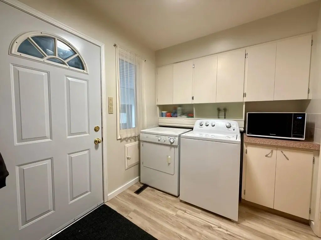 2015 24 Street S Lethbridge AB T1K 2M6