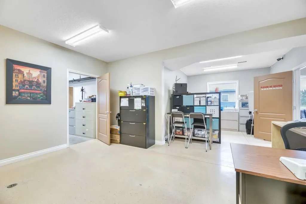 130 Canal Gardens Strathmore AB T1P 1Y4