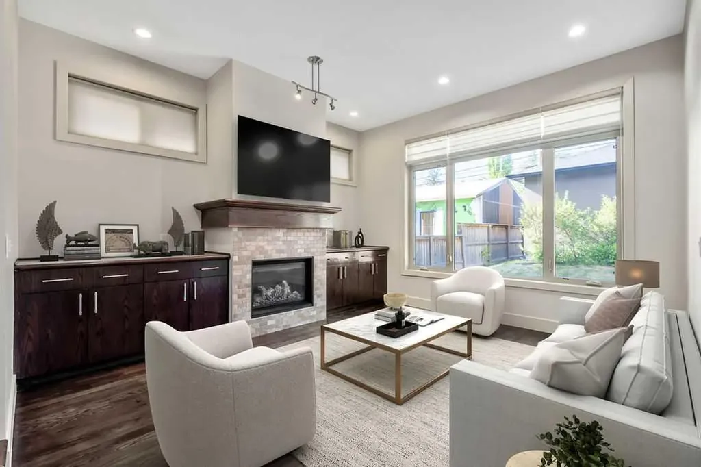1136 17 Avenue NW Calgary AB T2M 0P6