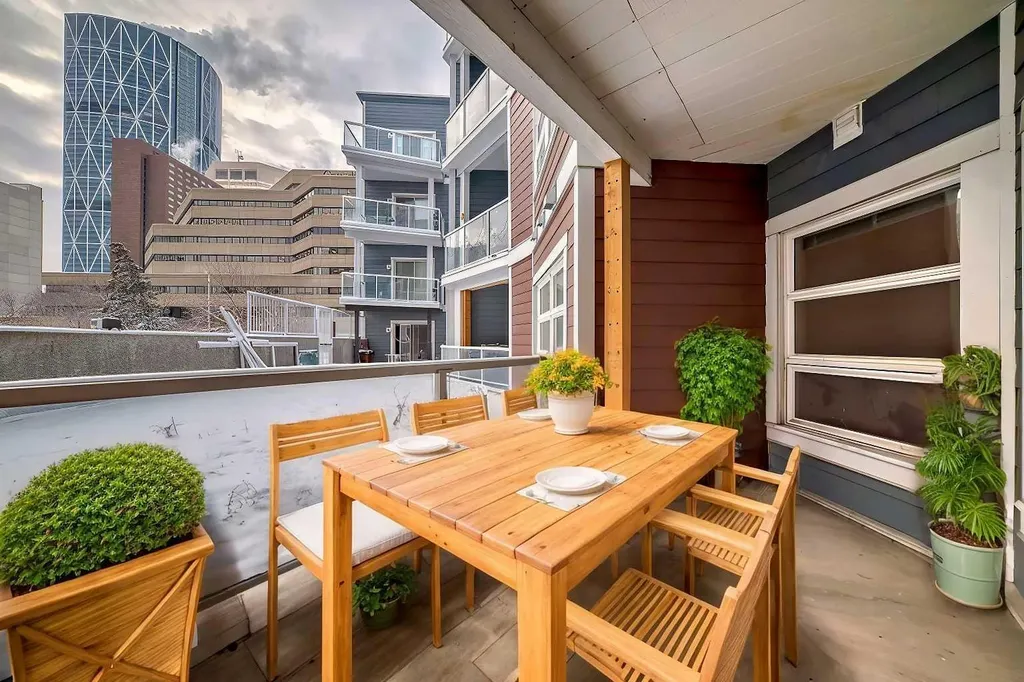 333 Riverfront Avenue SE Calgary AB T2G 5R1