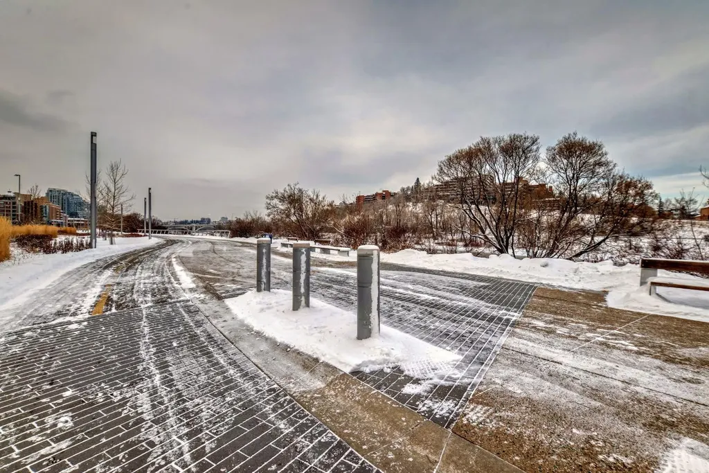333 Riverfront Avenue SE Calgary AB T2G 5R1