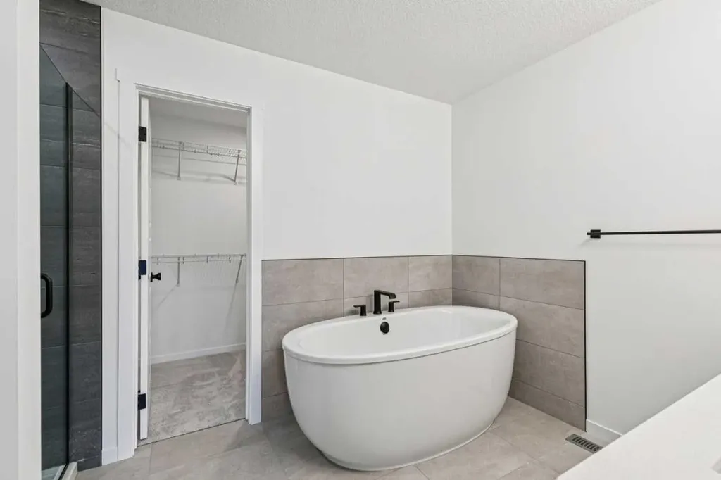 138 Sugarsnap Street SE Calgary AB T3S0K6