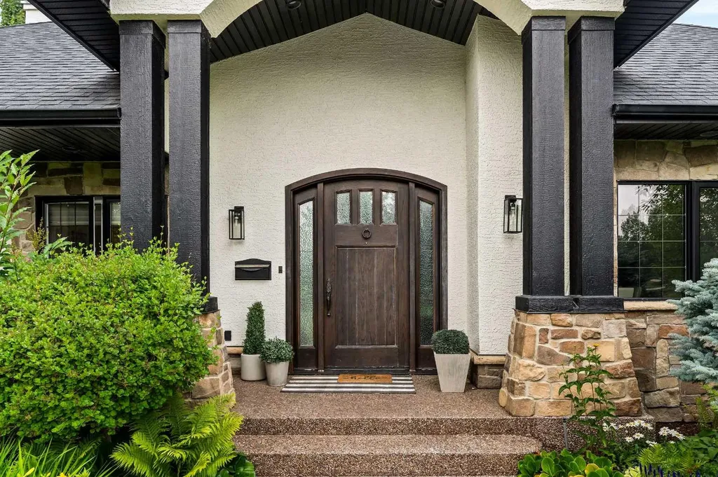 31 Sterling Springs Crescent Rural Rocky View County AB T3Z 3J6