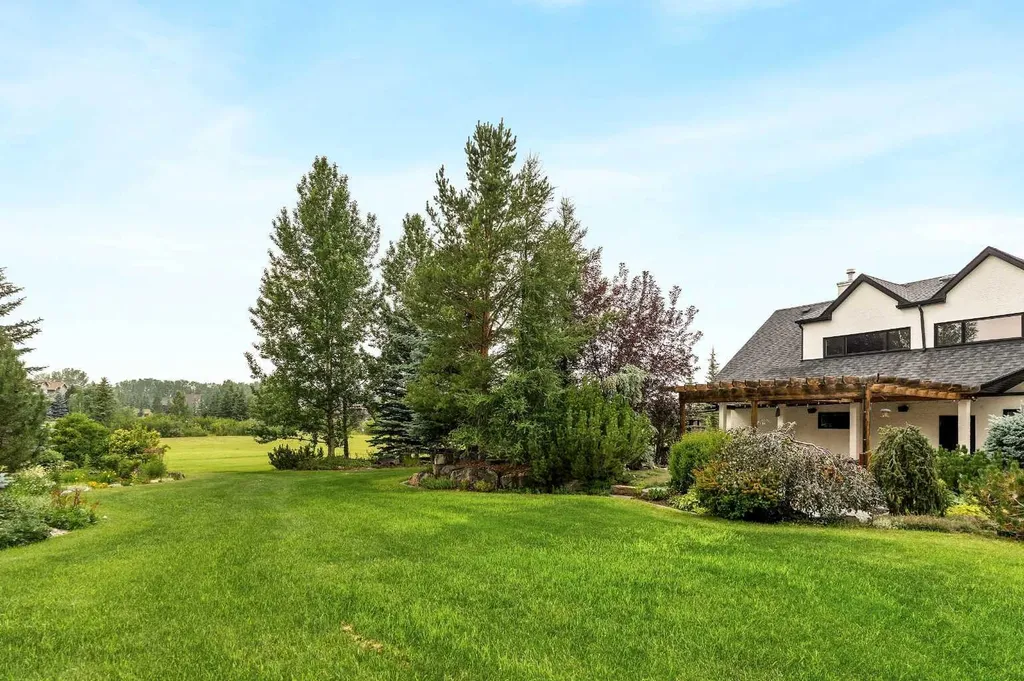 31 Sterling Springs Crescent Rural Rocky View County AB T3Z 3J6