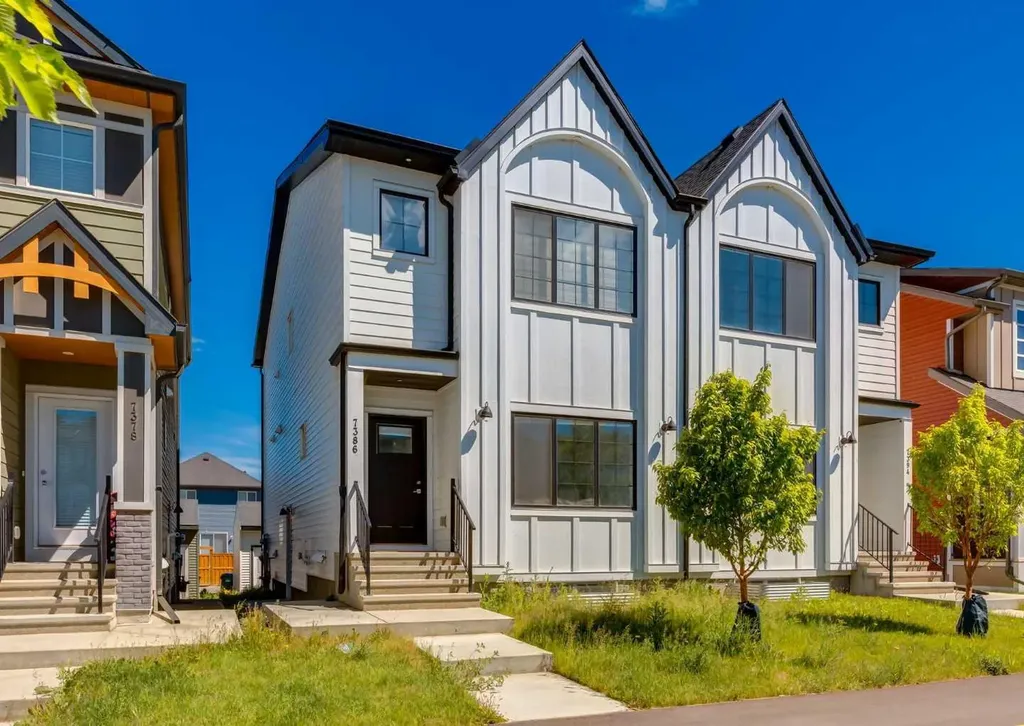 7386 202 Avenue SE Calgary AB T3S 0E7
