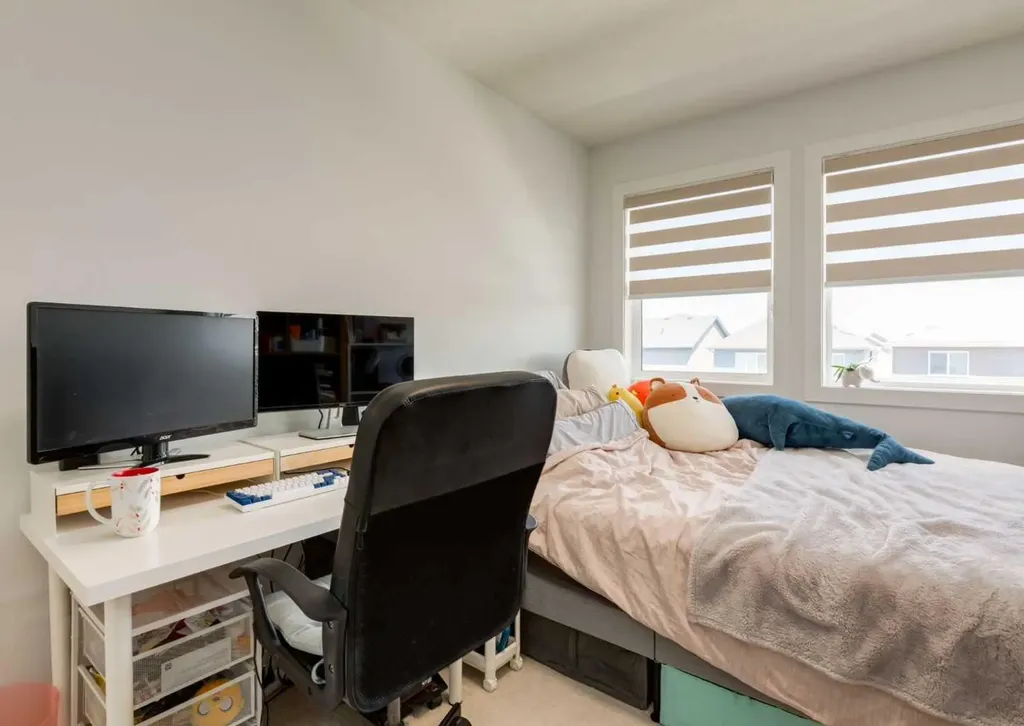 7386 202 Avenue SE Calgary AB T3S 0E7