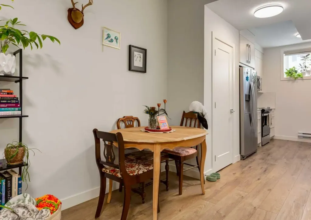 7386 202 Avenue SE Calgary AB T3S 0E7