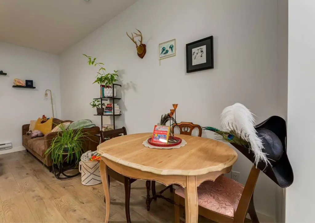 7386 202 Avenue SE Calgary AB T3S 0E7