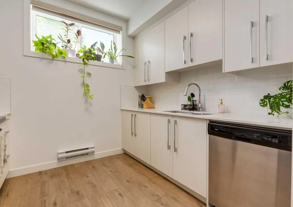 7386 202 Avenue SE Calgary AB T3S 0E7