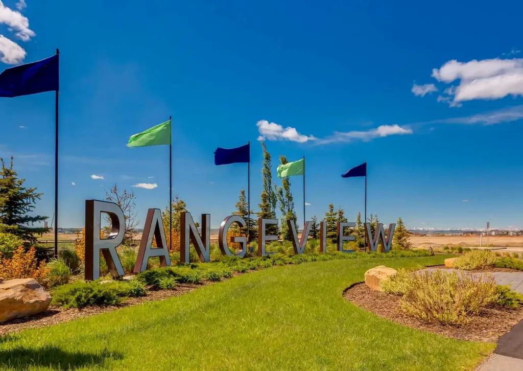 7386 202 Avenue SE Calgary AB T3S 0E7