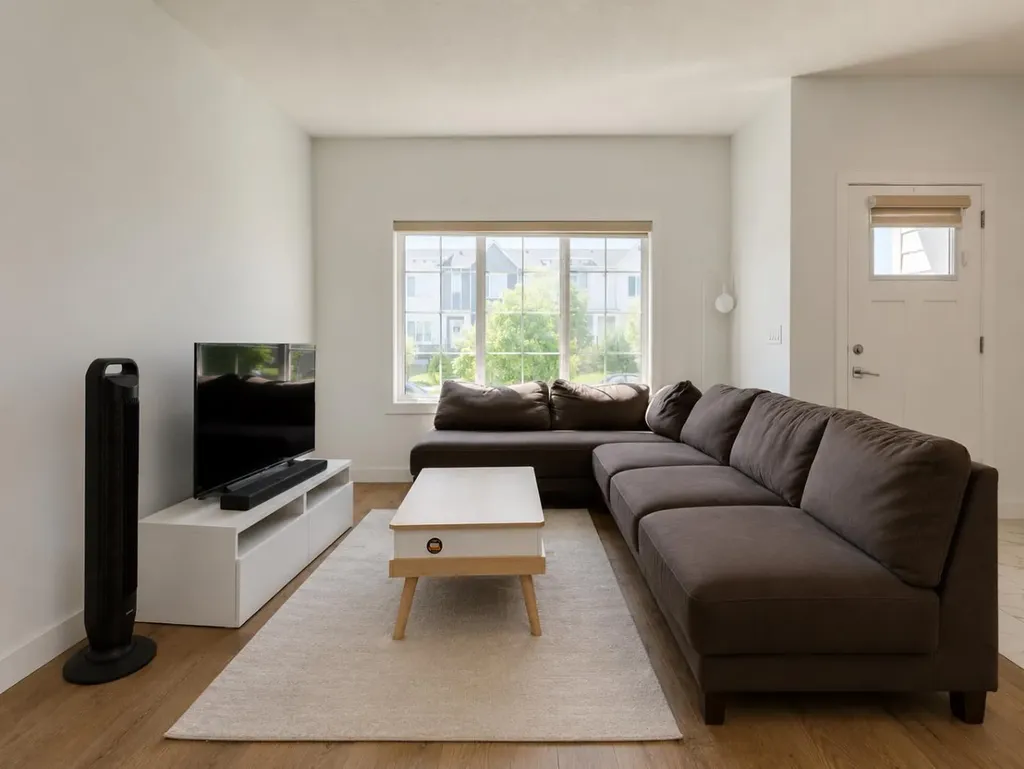 7386 202 Avenue SE Calgary AB T3S 0E7