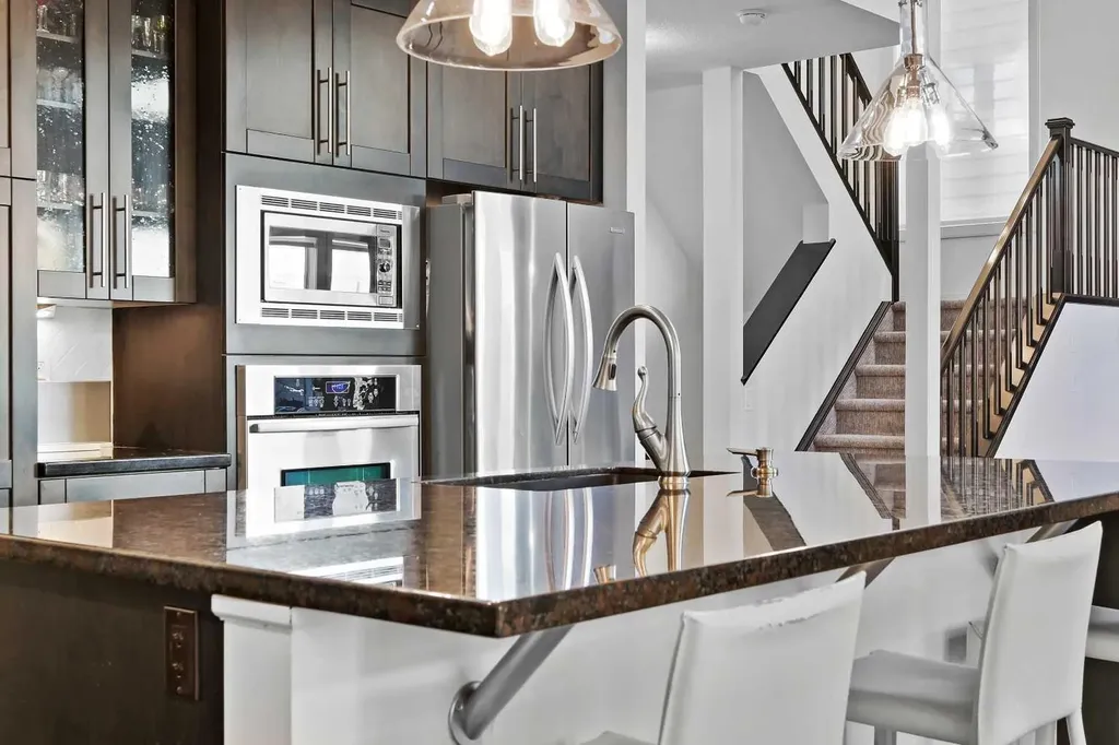 129 Springbluff Boulevard SW Calgary AB T3H 0N3