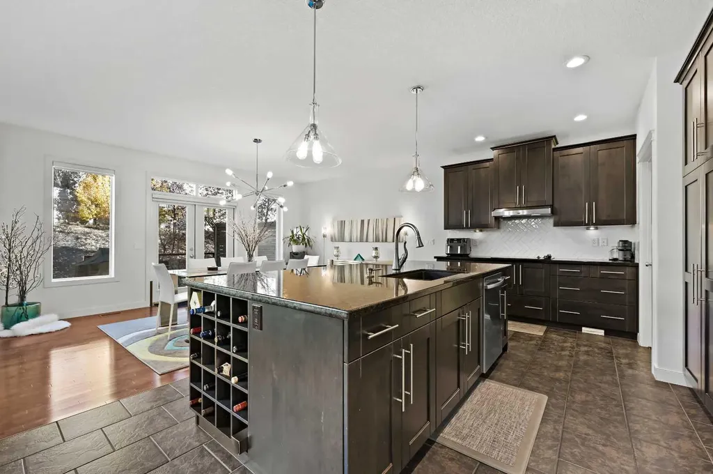 129 Springbluff Boulevard SW Calgary AB T3H 0N3