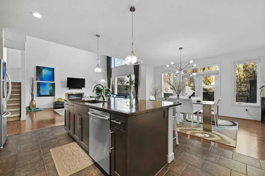 129 Springbluff Boulevard SW Calgary AB T3H 0N3