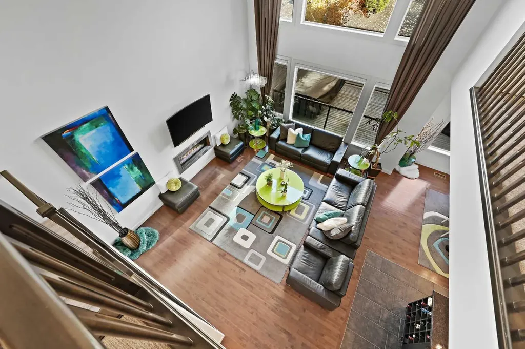 129 Springbluff Boulevard SW Calgary AB T3H 0N3
